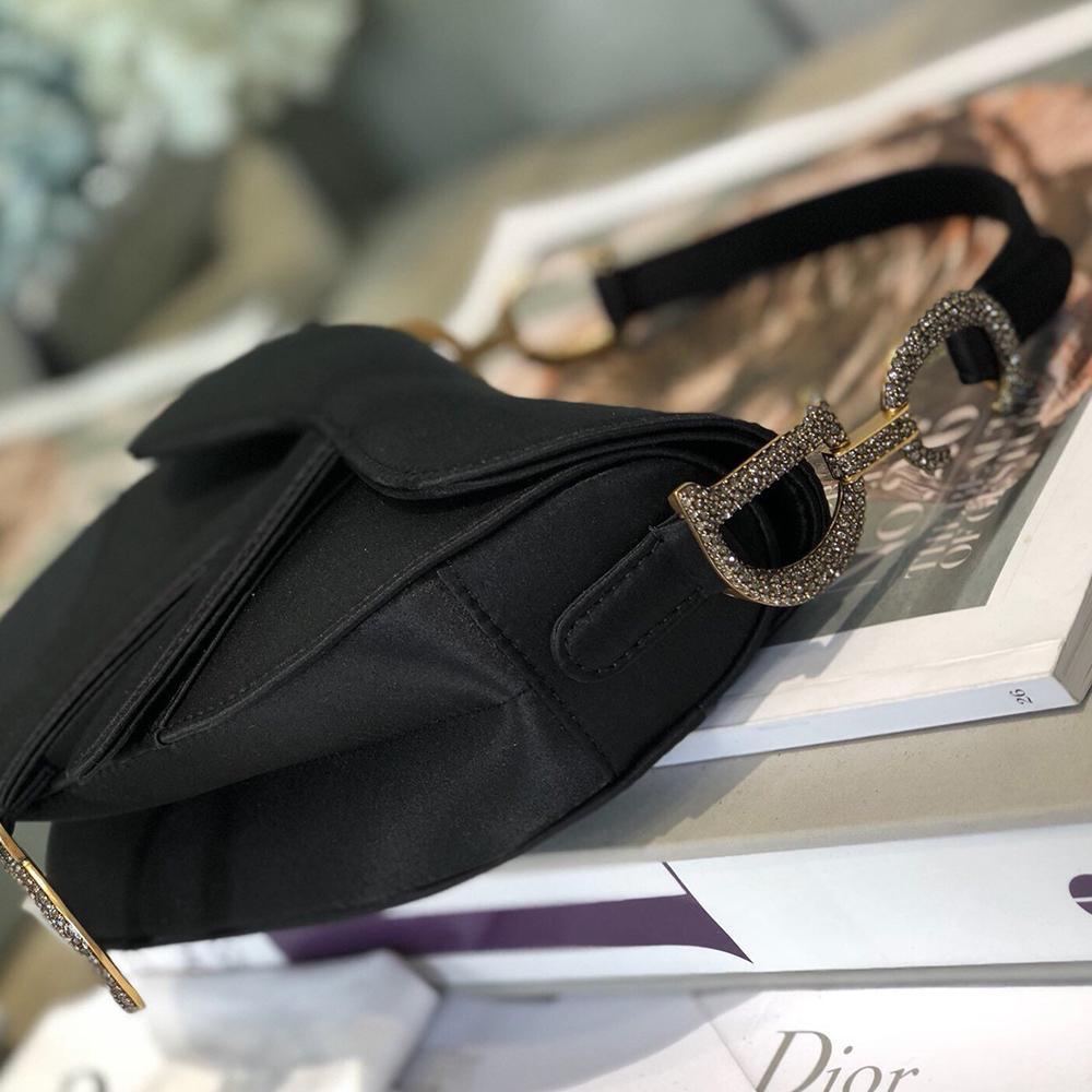 saddle-bag-4 Shoulder