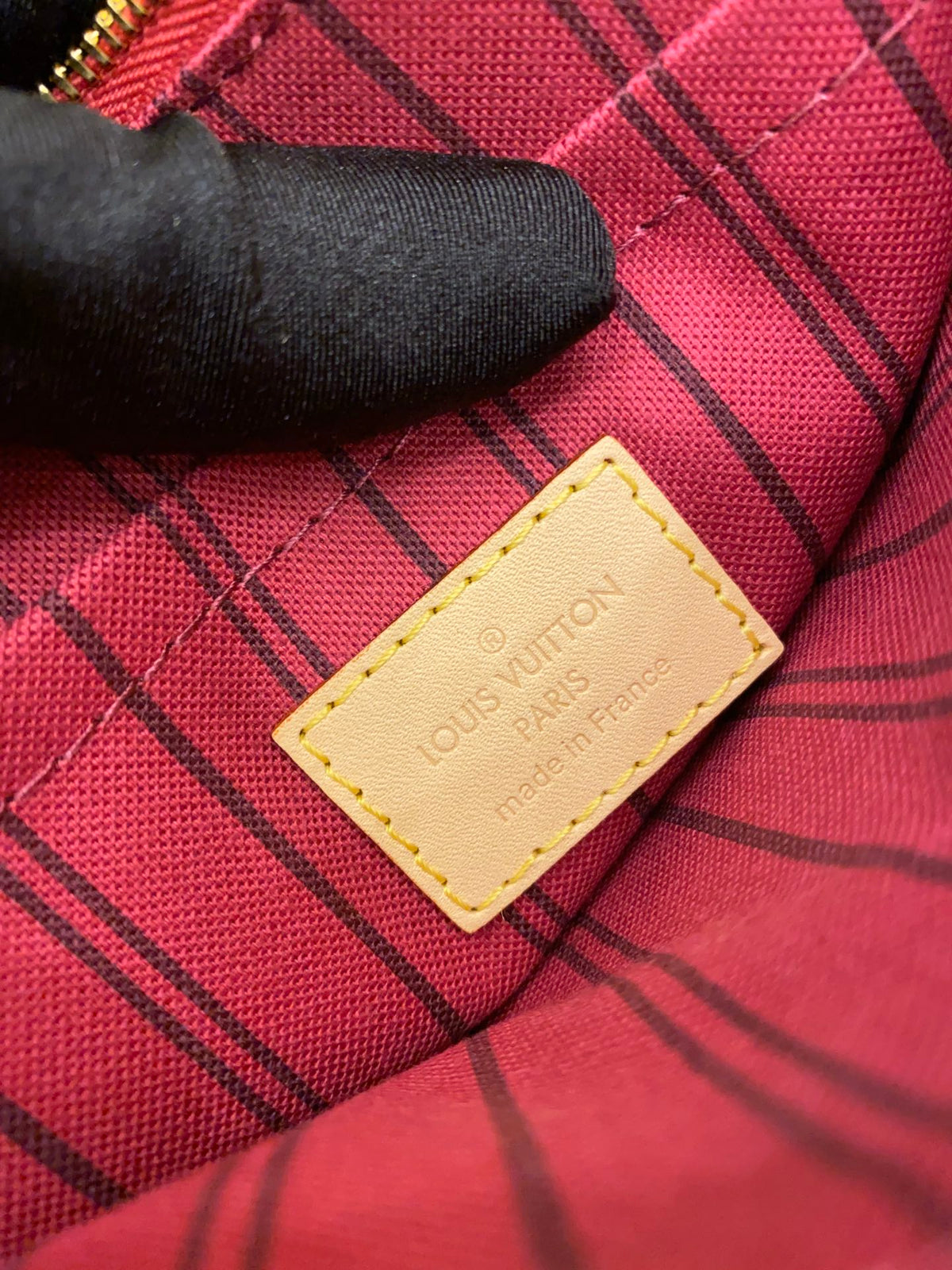 louis-vuitton-tote-leather-bag Tote