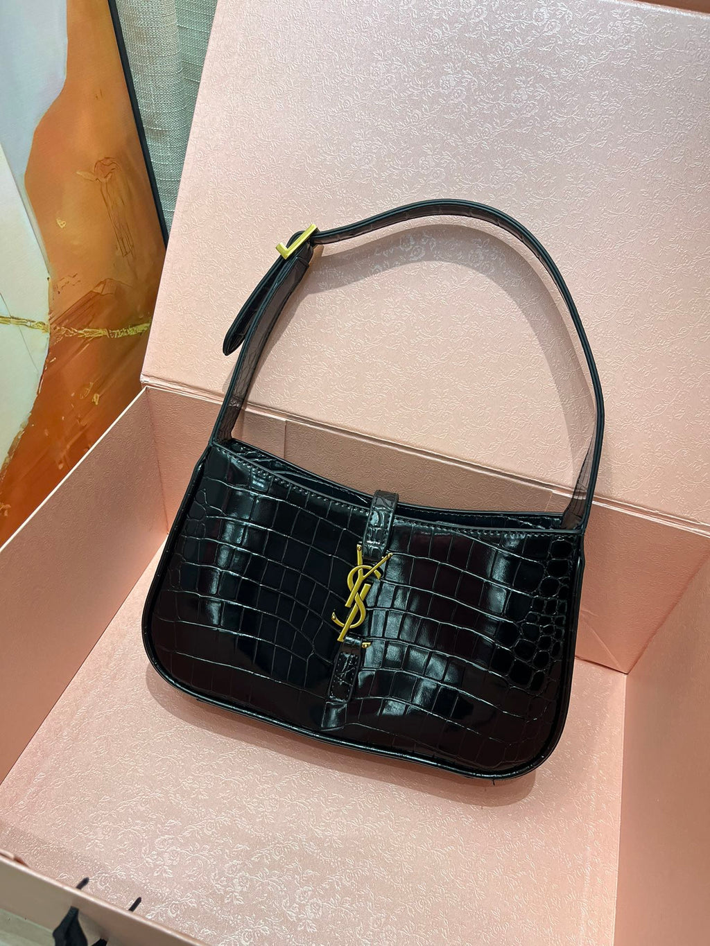 saint-laurent-ysl-croc-embossed-the-5-to-7-hobo-bag Shoulder
