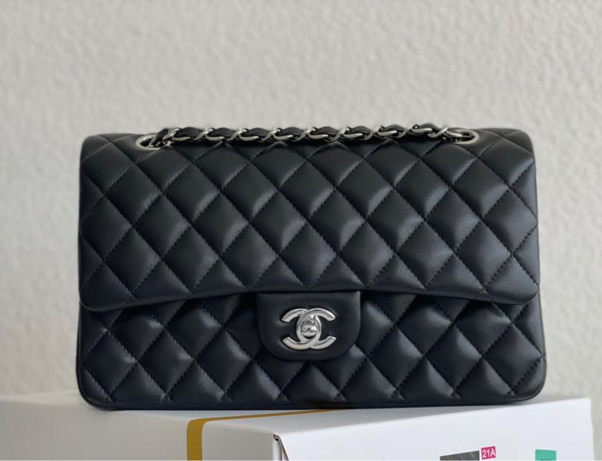 chanel-timeless-classic-flap-bag-lambskin Crossbody