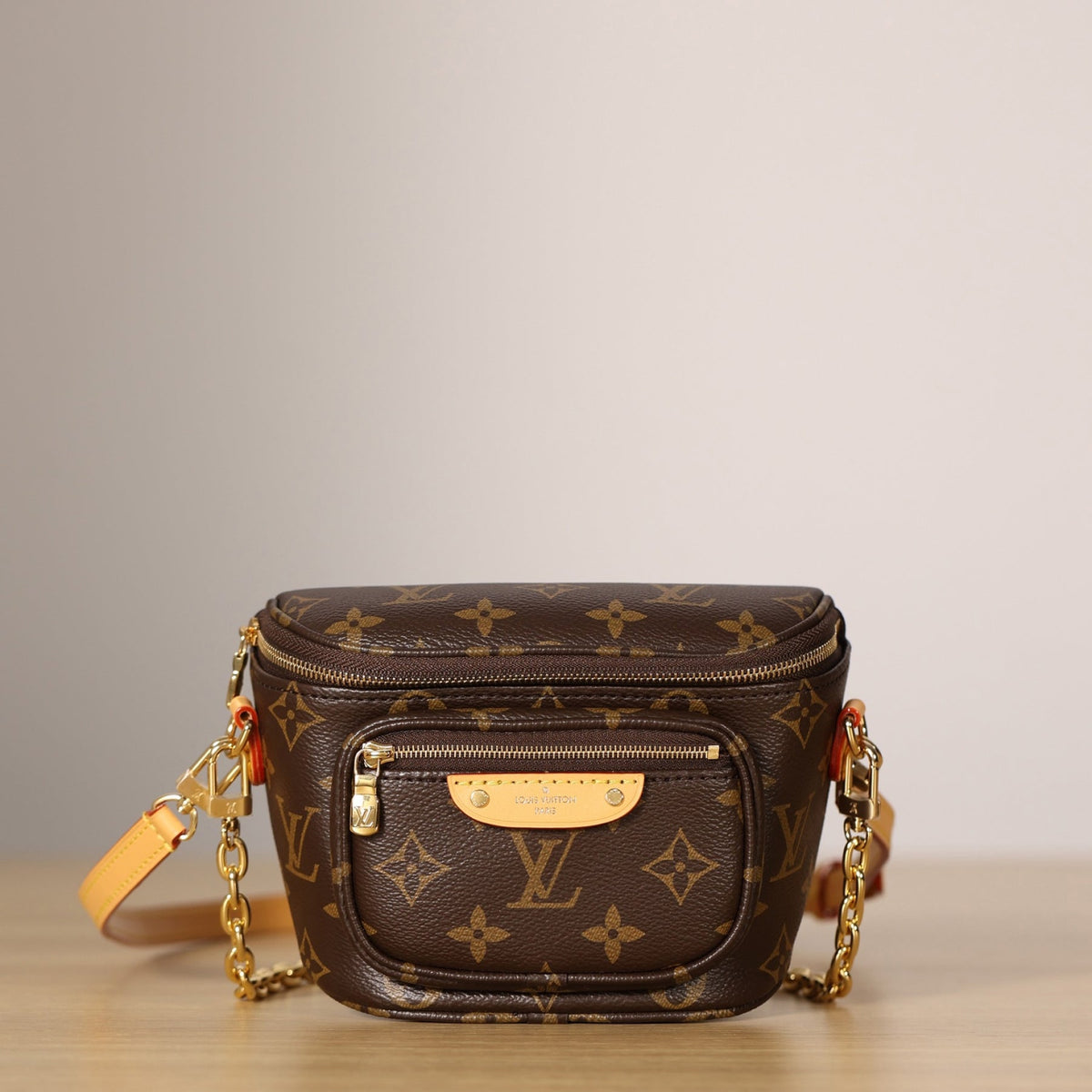 lv-rush-bumbag-monogram Shoulder