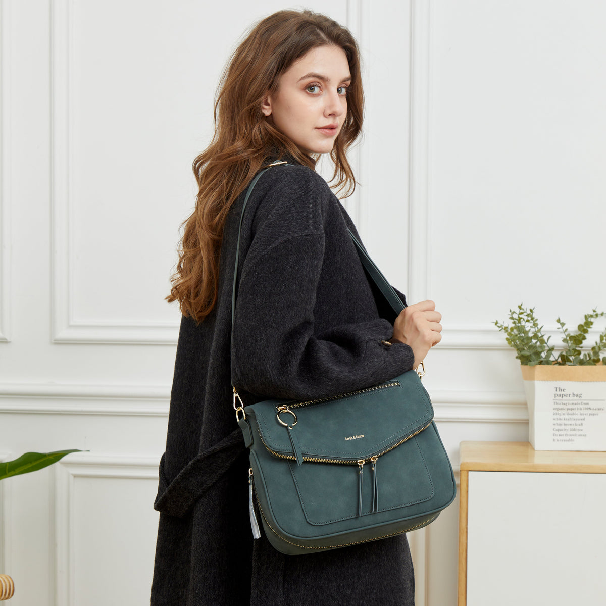 the-emila Crossbody