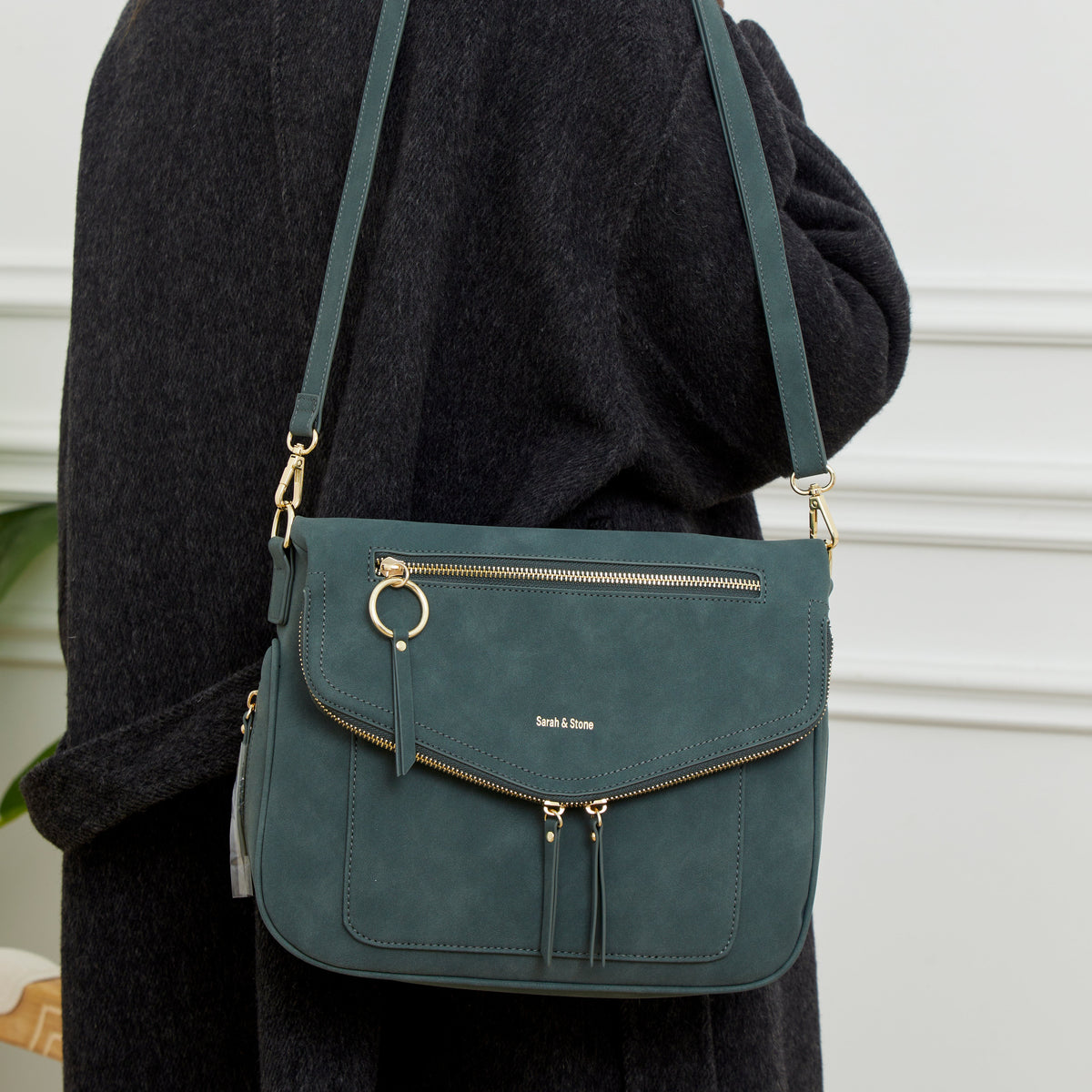 the-emila Crossbody