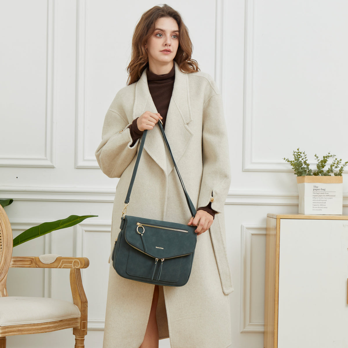 the-emila Crossbody
