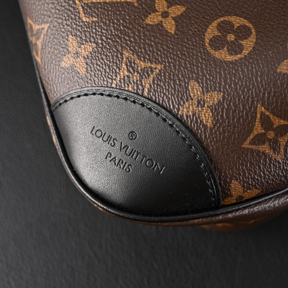 louis-vuitton-monogram-canvas-pochette-shoulder-bag Shoulder