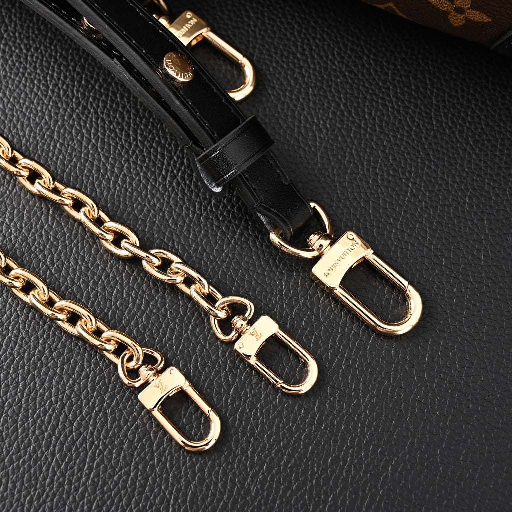 louis-vuitton-monogram-canvas-pochette-shoulder-bag Shoulder