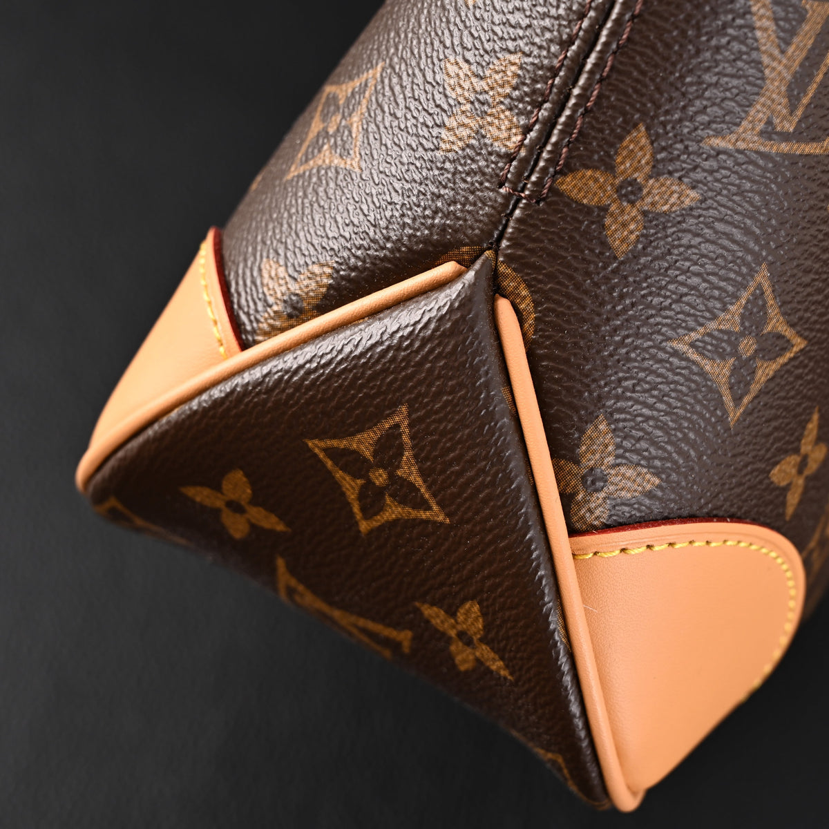 louis-vuitton-monogram-canvas-shoulder-bag Shoulder