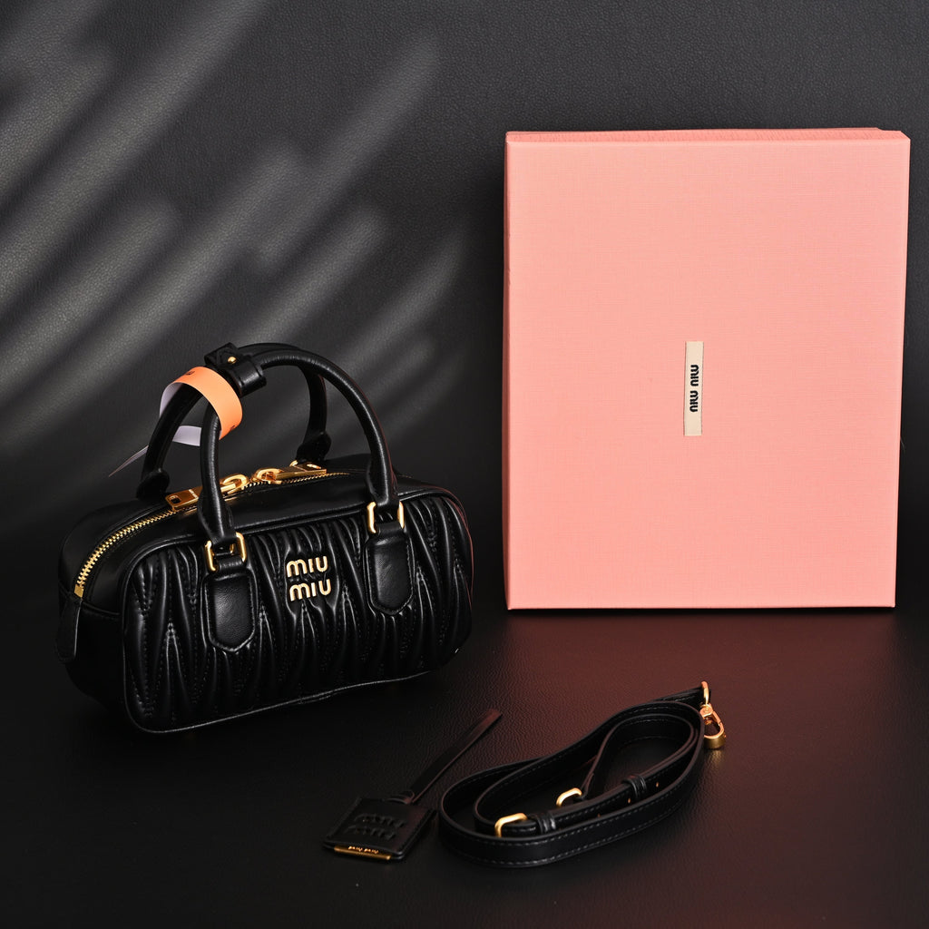 miu-miu-black-matelasse-leather-top-handle-bag Handle
