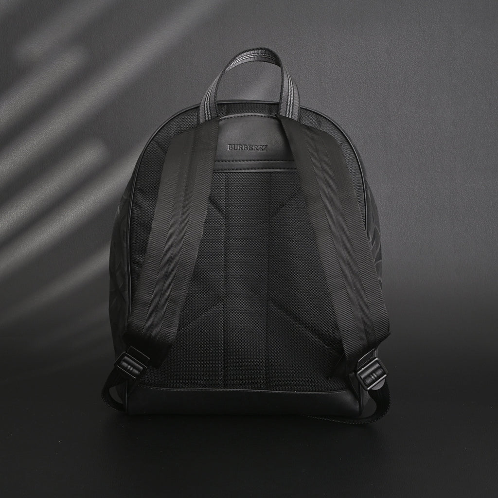 burberry-monogram-black-nylon-backpack ohter