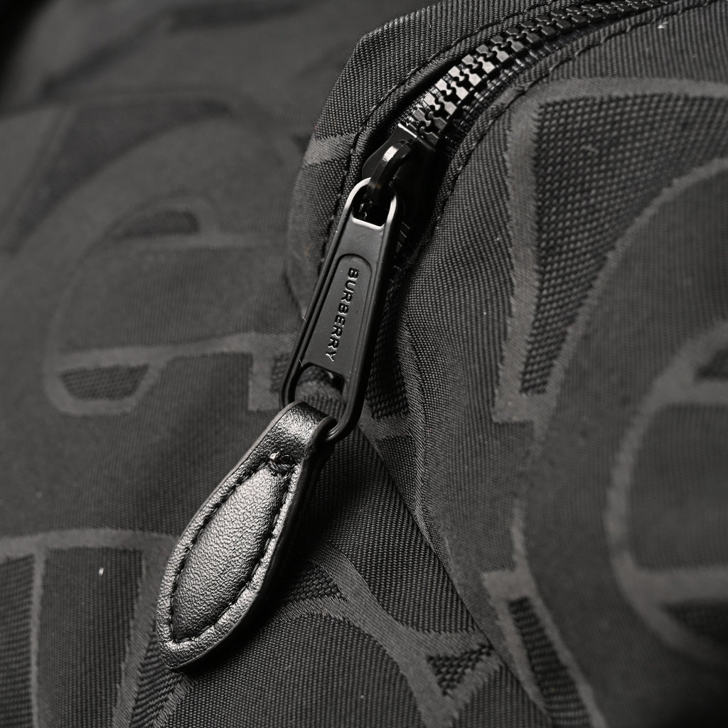 burberry-monogram-black-nylon-backpack ohter
