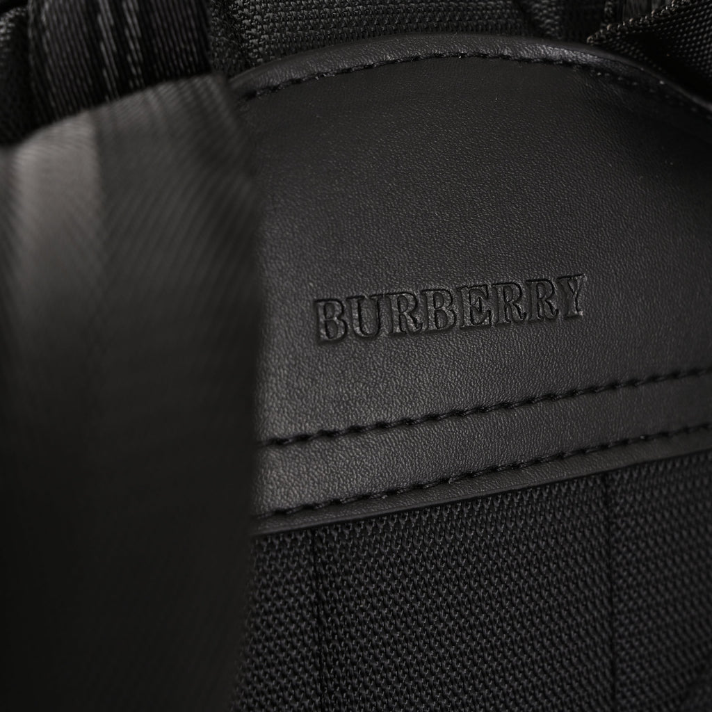 burberry-monogram-black-nylon-backpack ohter