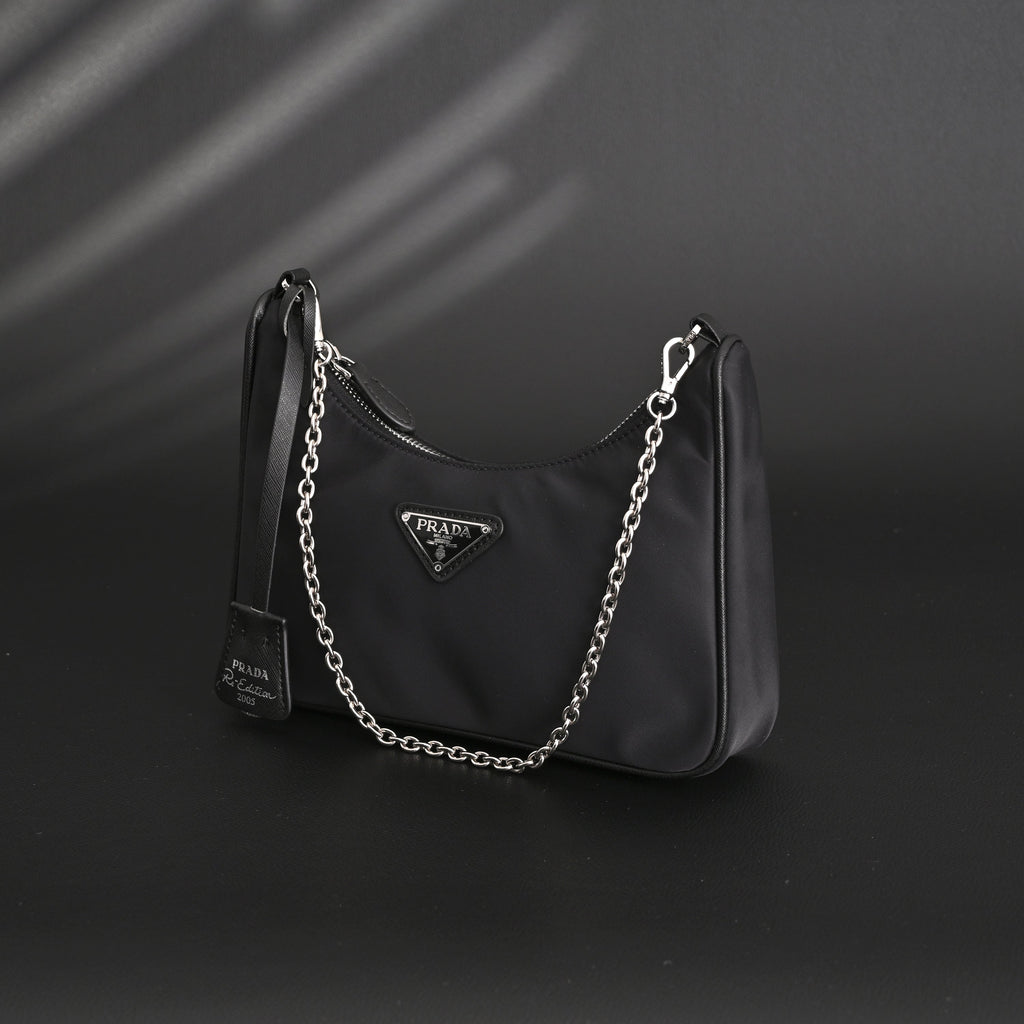 prada-re-edition-2005-nylon-shoulder-bag-black Shoulder
