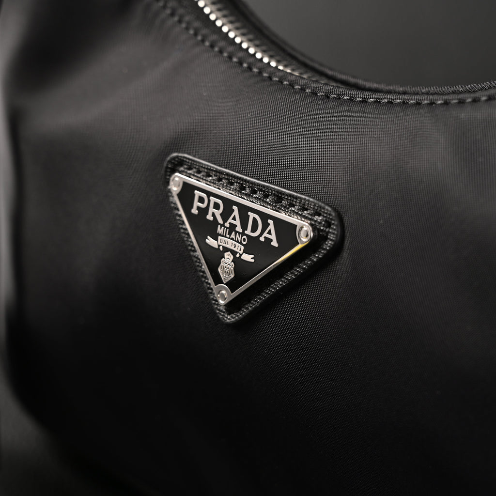 prada-re-edition-2005-nylon-shoulder-bag-black Shoulder