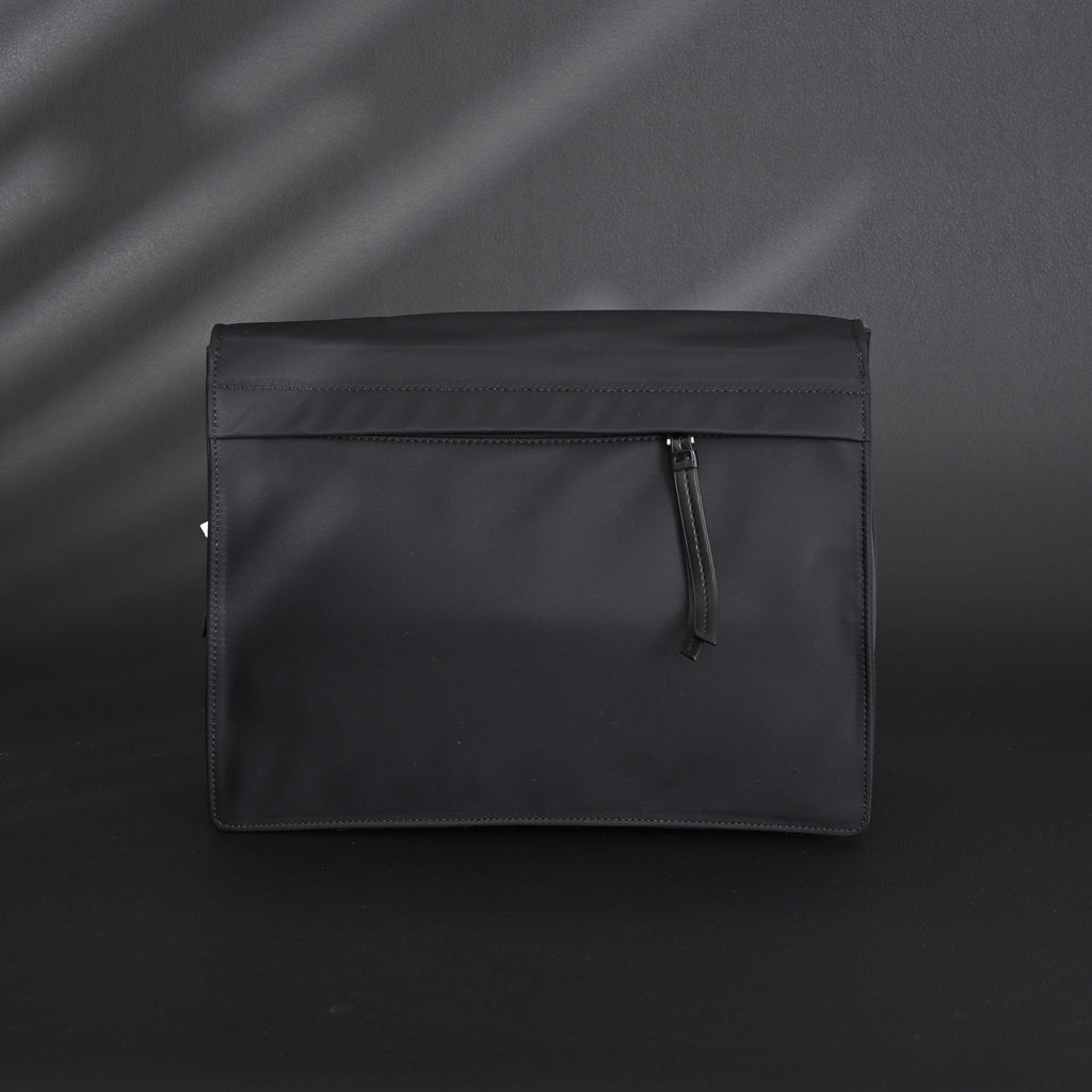prada-nylon-black-messenger-bag Crossbody
