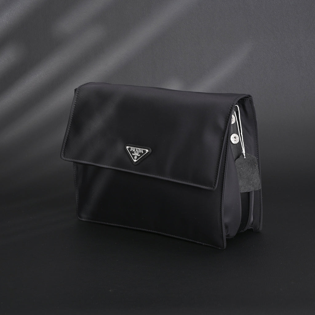 prada-nylon-black-messenger-bag Crossbody