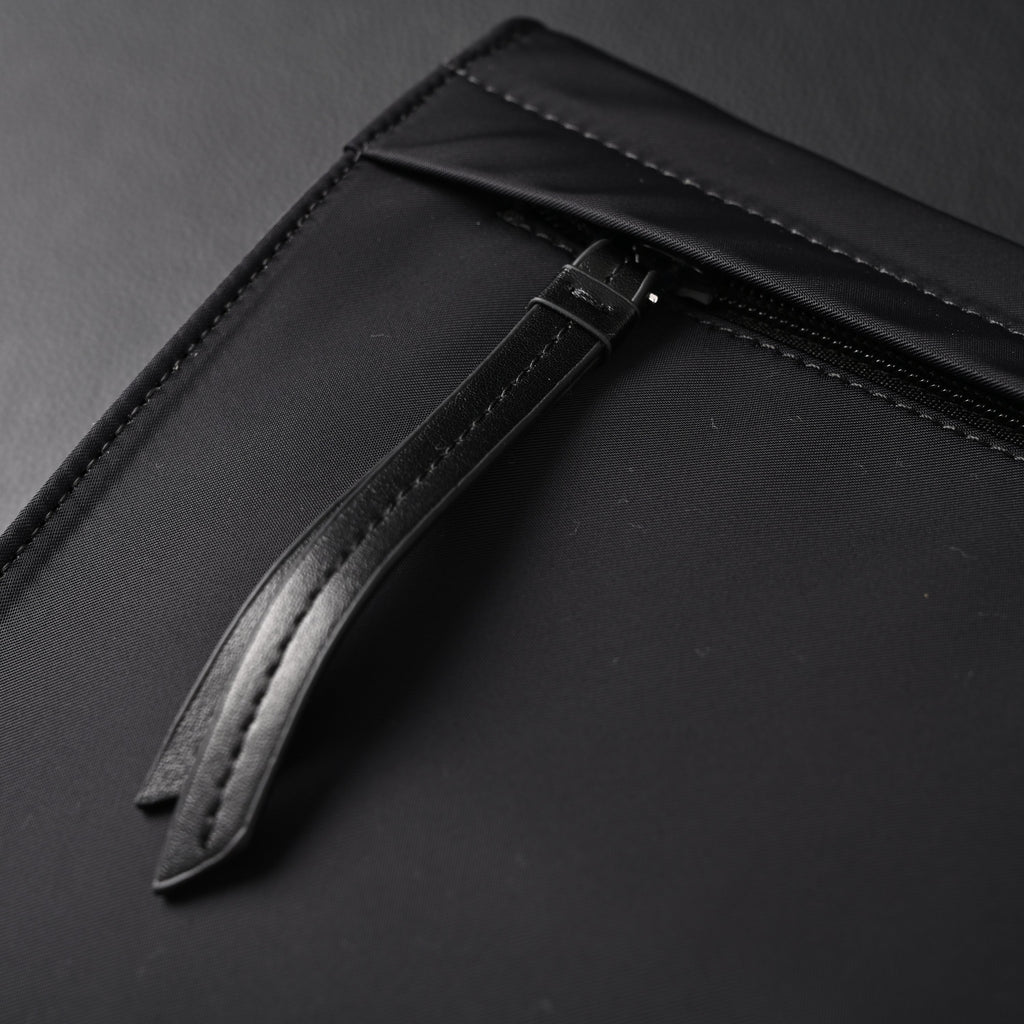 prada-nylon-black-messenger-bag Crossbody