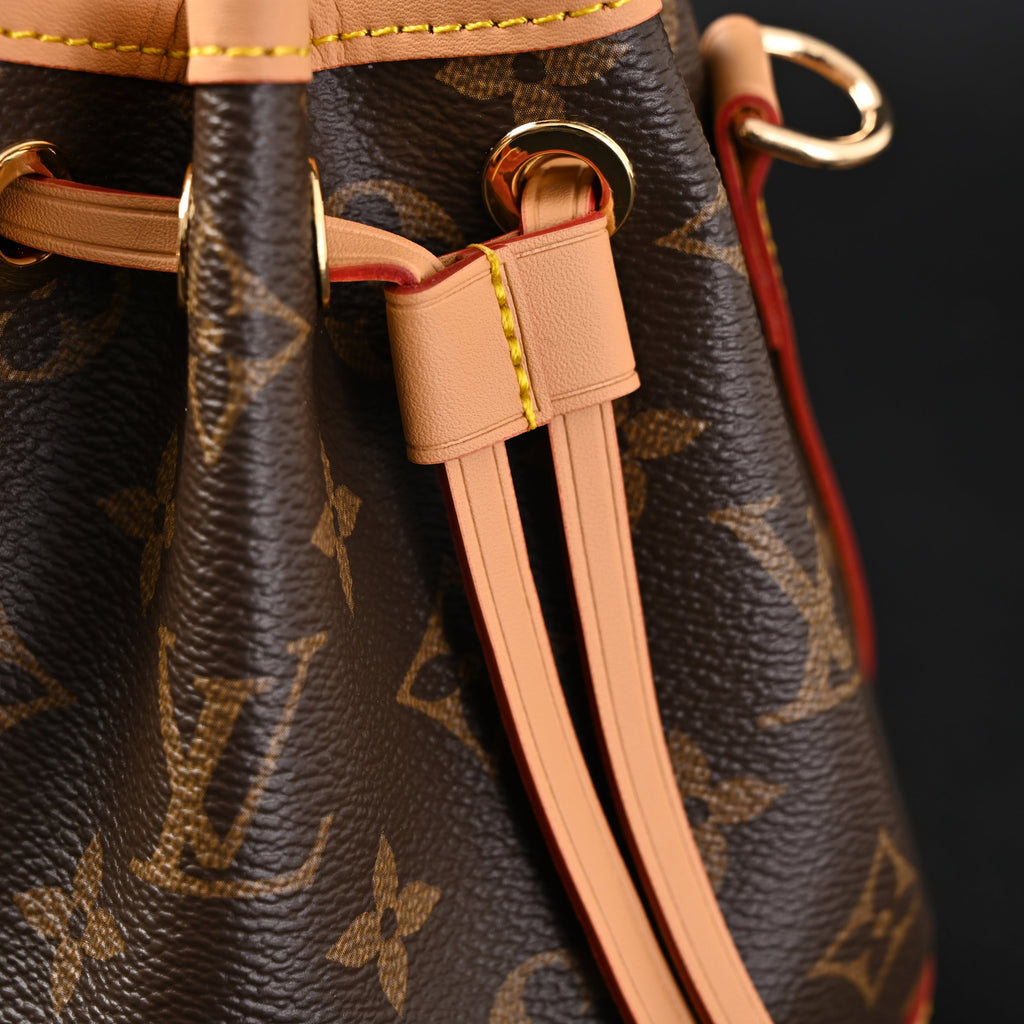 louis-vuitton-noe-bucket-bag-monogram-canvas-with-natural-leather-trim Crossbody