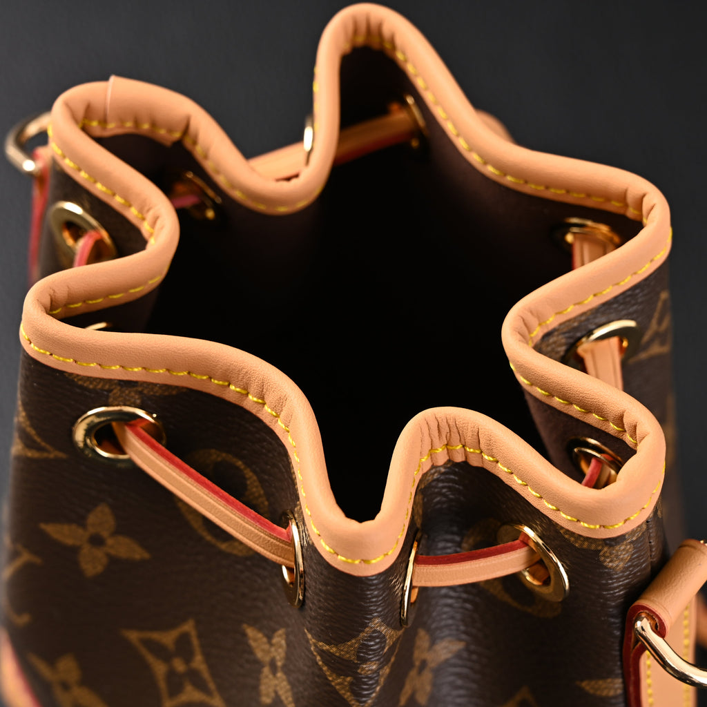 louis-vuitton-noe-bucket-bag-monogram-canvas-with-natural-leather-trim Crossbody