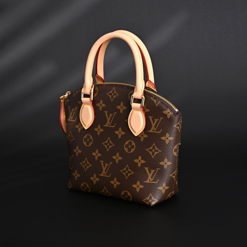 louis-vuitton-speedy-30-handbag-monogram-canvas-with-leather-trim Handle