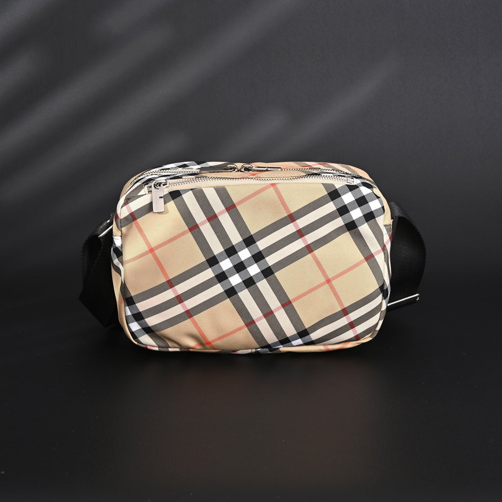 burberry-vintage-check-canvas-crossbody-messenger-bag Crossbody