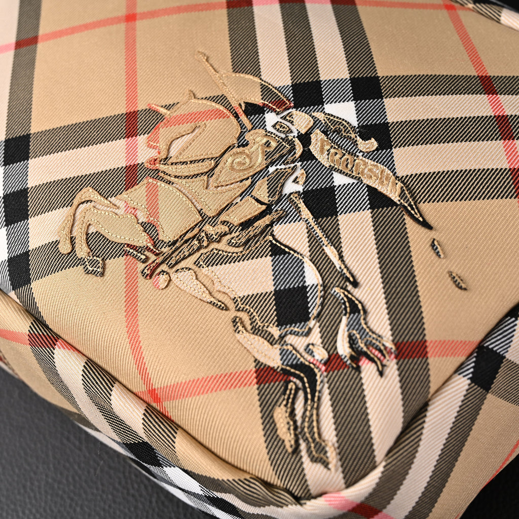 burberry-vintage-check-canvas-crossbody-messenger-bag Crossbody