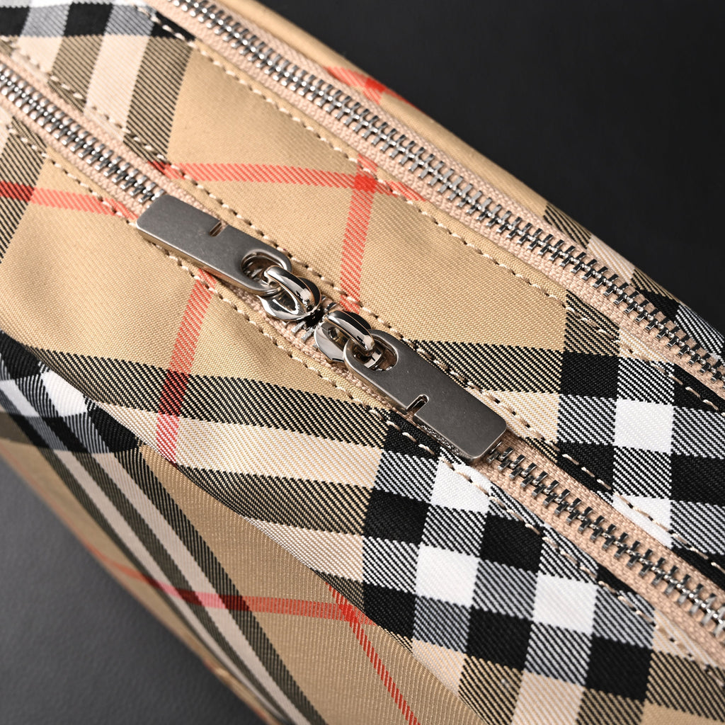 burberry-vintage-check-canvas-crossbody-messenger-bag Crossbody