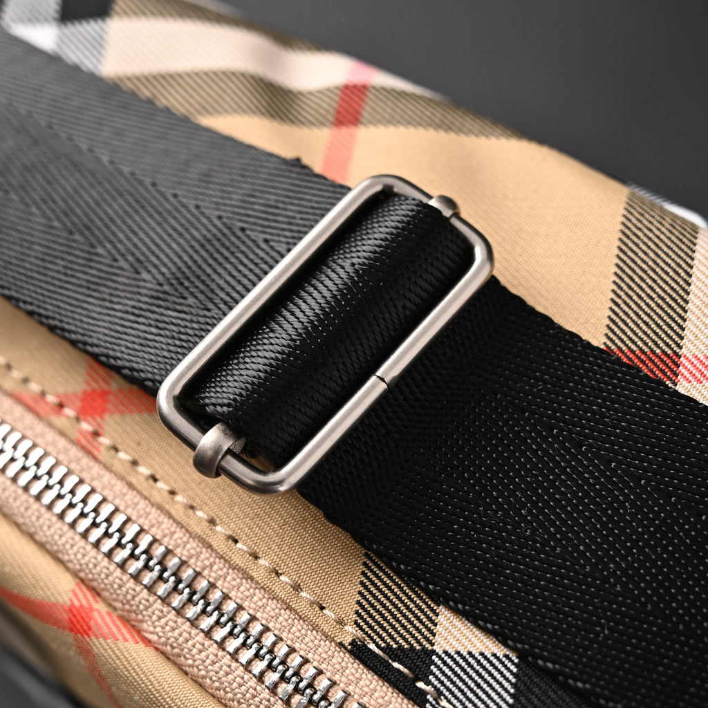 burberry-vintage-check-canvas-crossbody-messenger-bag Crossbody