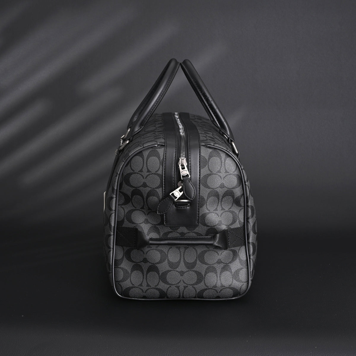 louis-vuitton-keepall-bandouliere-50-damier-graphite-canvas-travel-bag Handle