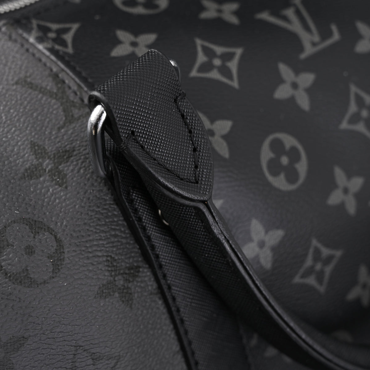 louis-vuitton-keepall-bandouliere-45-monogram-eclipse Handle