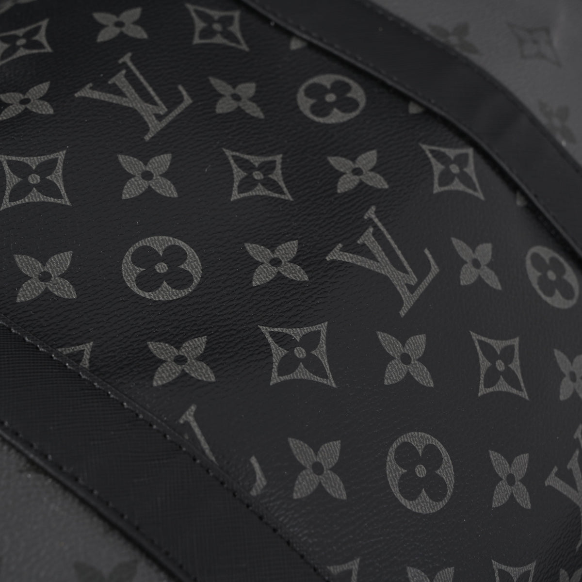 louis-vuitton-keepall-bandouliere-45-monogram-eclipse Handle