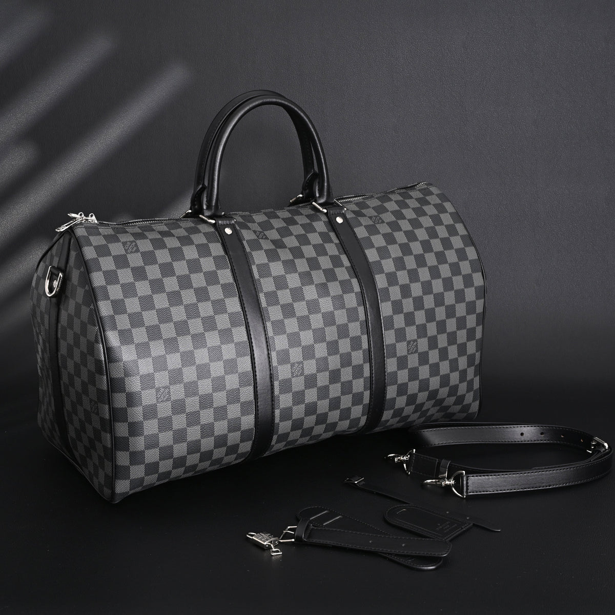 louis-vuitton-keepall-bandouliere-45-damier-graphite-canvas Handle