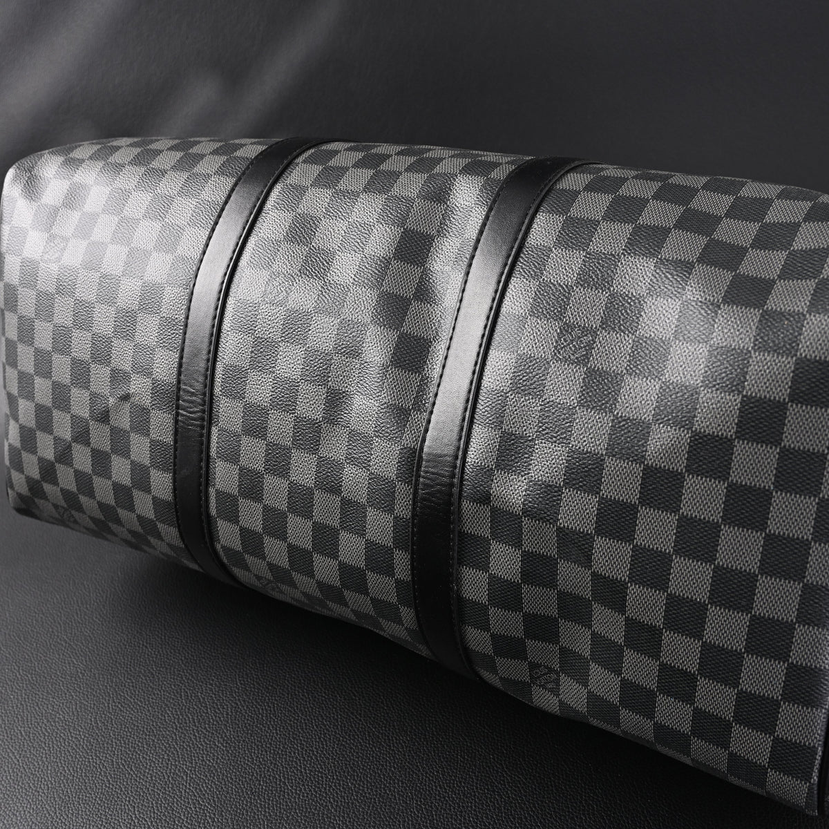 louis-vuitton-keepall-bandouliere-45-damier-graphite-canvas Handle
