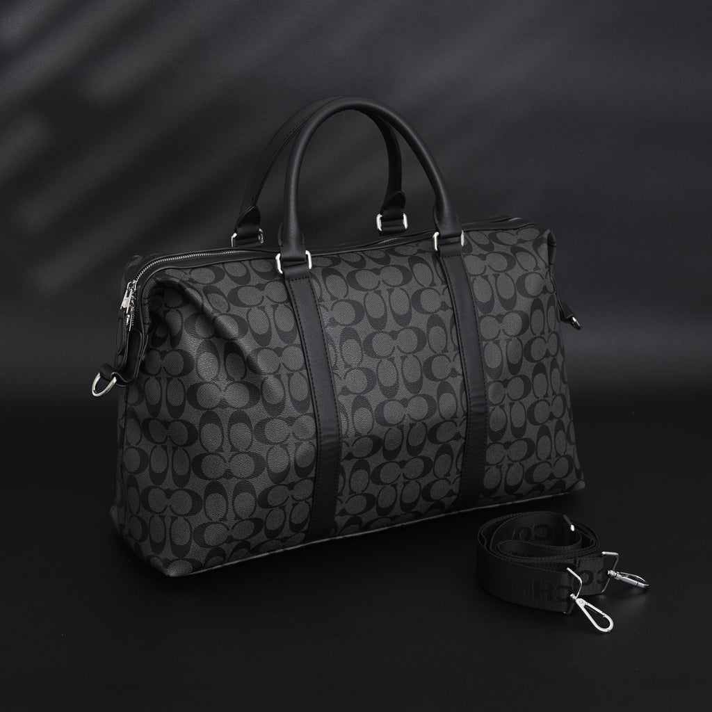 coach-metropolitan-duffel-bag-in-signature-black-canvas Handle