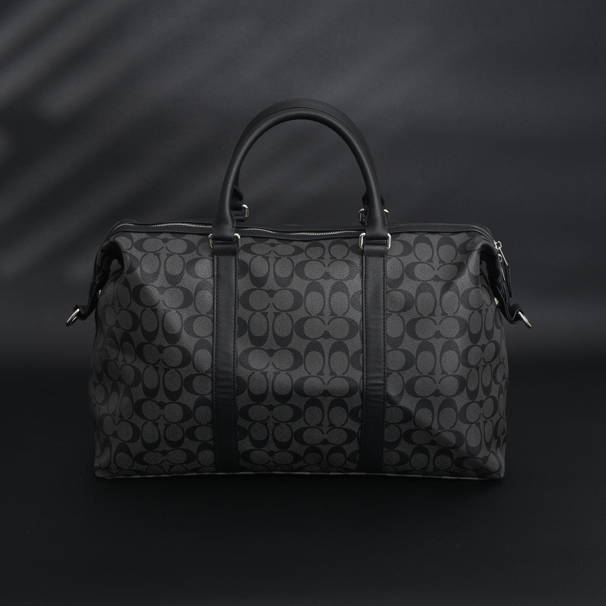 coach-metropolitan-duffel-bag-in-signature-black-canvas Handle