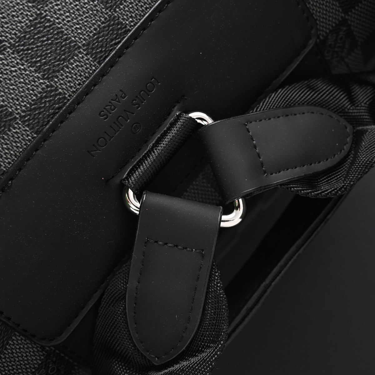 louis-vuitton-michael-backpack-in-damier-graphite-canvas ohter