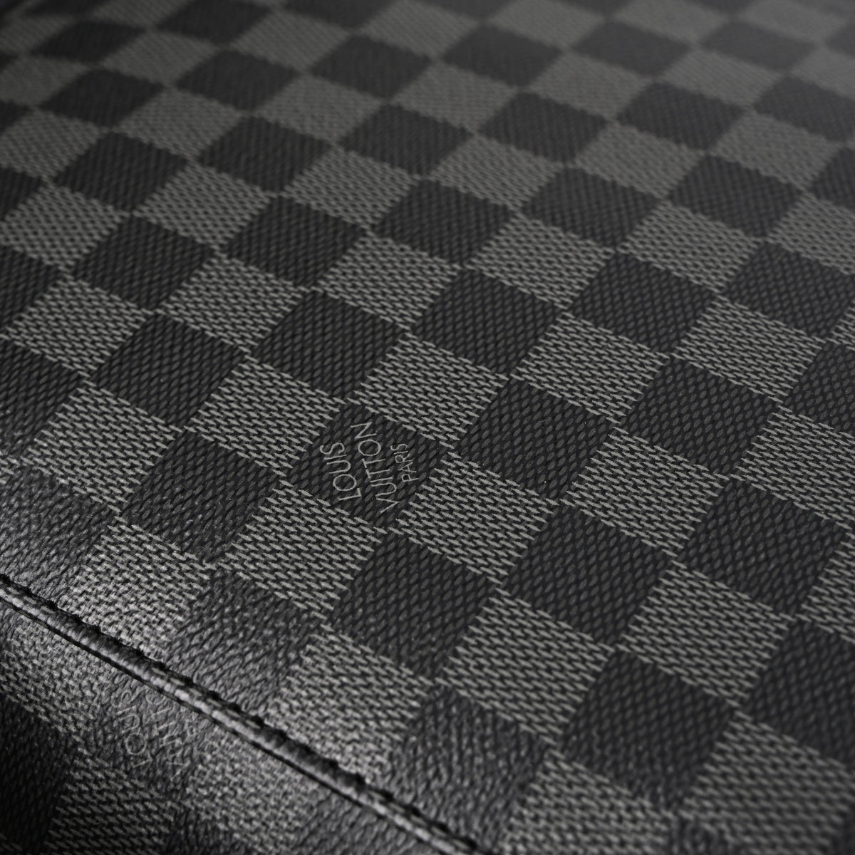 louis-vuitton-michael-backpack-in-damier-graphite-canvas ohter