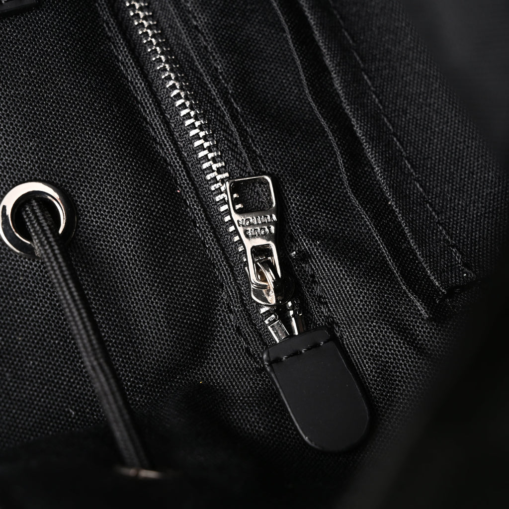 louis-vuitton-michael-backpack-damier-graphite ohter