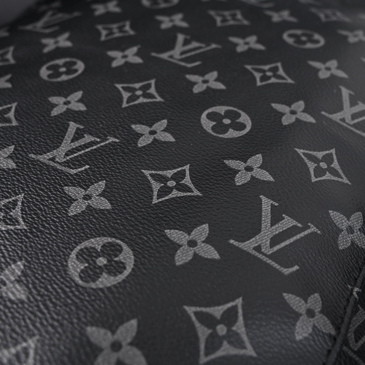 louis-vuitton-christopher-pm-monogram-eclipse-backpack ohter