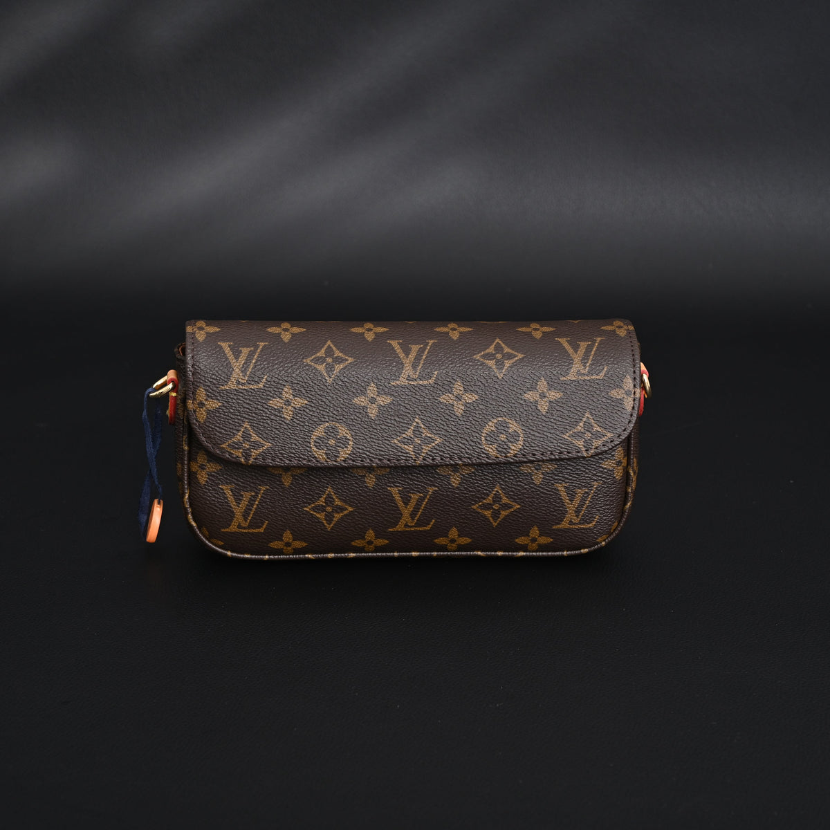 louis-vuitton-felicie-pochette-monogram-canvas-chain-wallet ohter