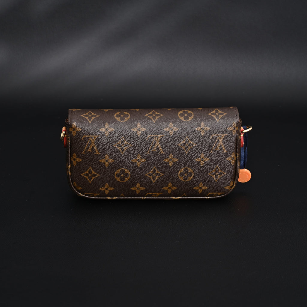 louis-vuitton-felicie-pochette-monogram-canvas-chain-wallet ohter