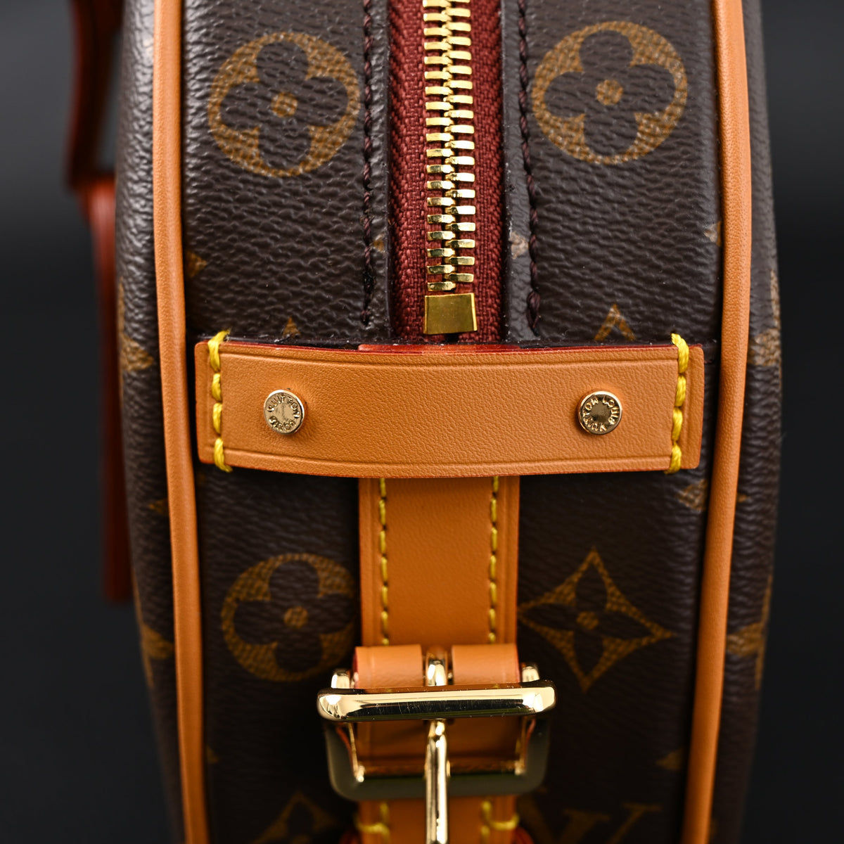 louis-vuitton-boite-chapeau-souple-mm-monogram-canvas Crossbody
