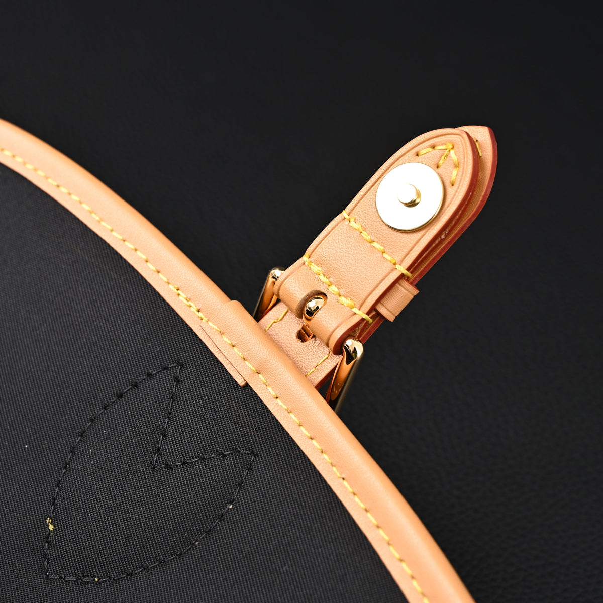 louis-vuitton-croissant-bag-monogram-canvas Shoulder