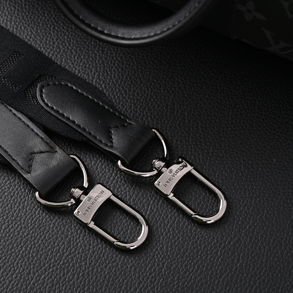 louis-vuitton-keepall-bandouliere-50-monogram-eclipse-canvas Handle