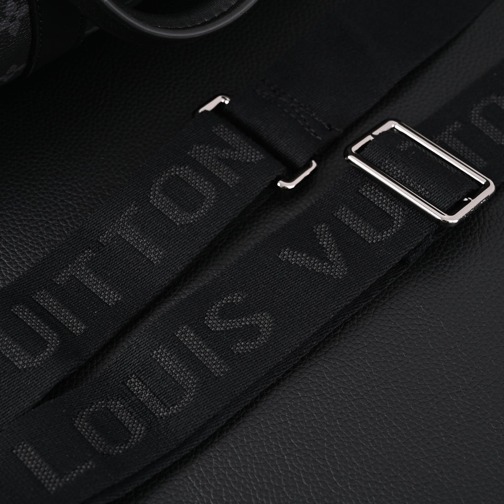 louis-vuitton-keepall-bandouliere-50-monogram-eclipse-canvas Handle