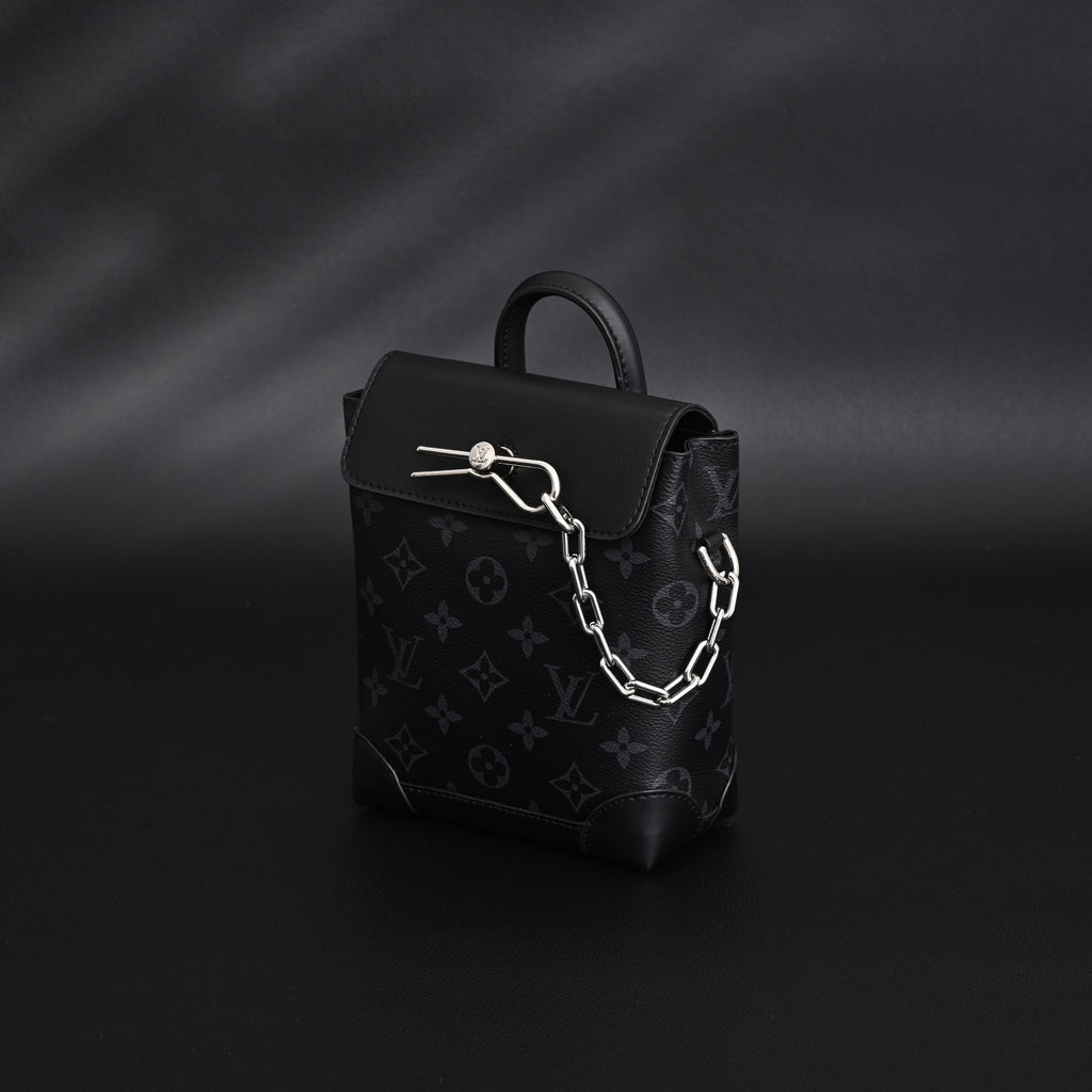 louis-vuitton-soft-trunk-messenger-monogram-eclipse-canvas-with-silver-chain Crossbody