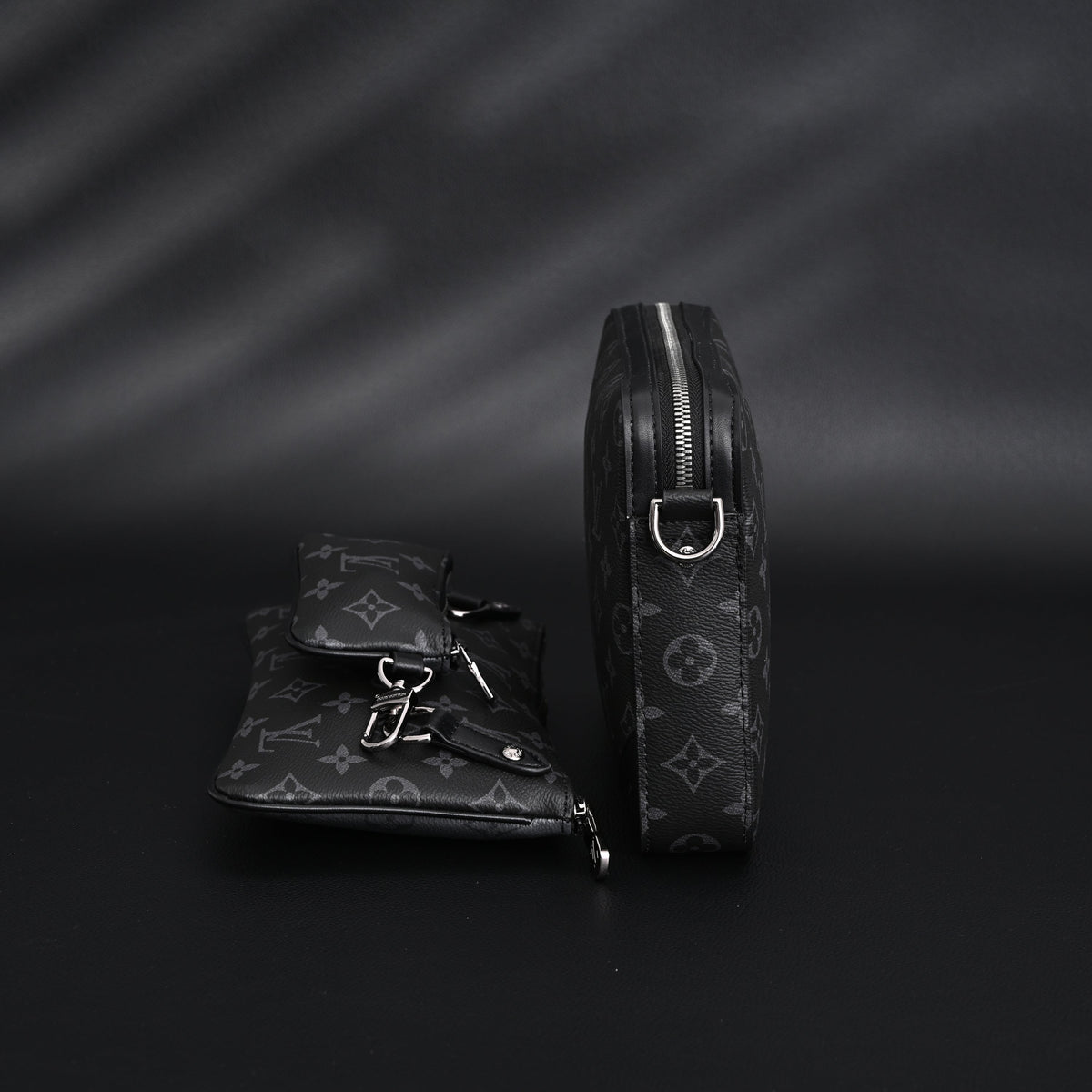 louis-vuitton-discovery-pochette-mm-monogram-eclipse Handle