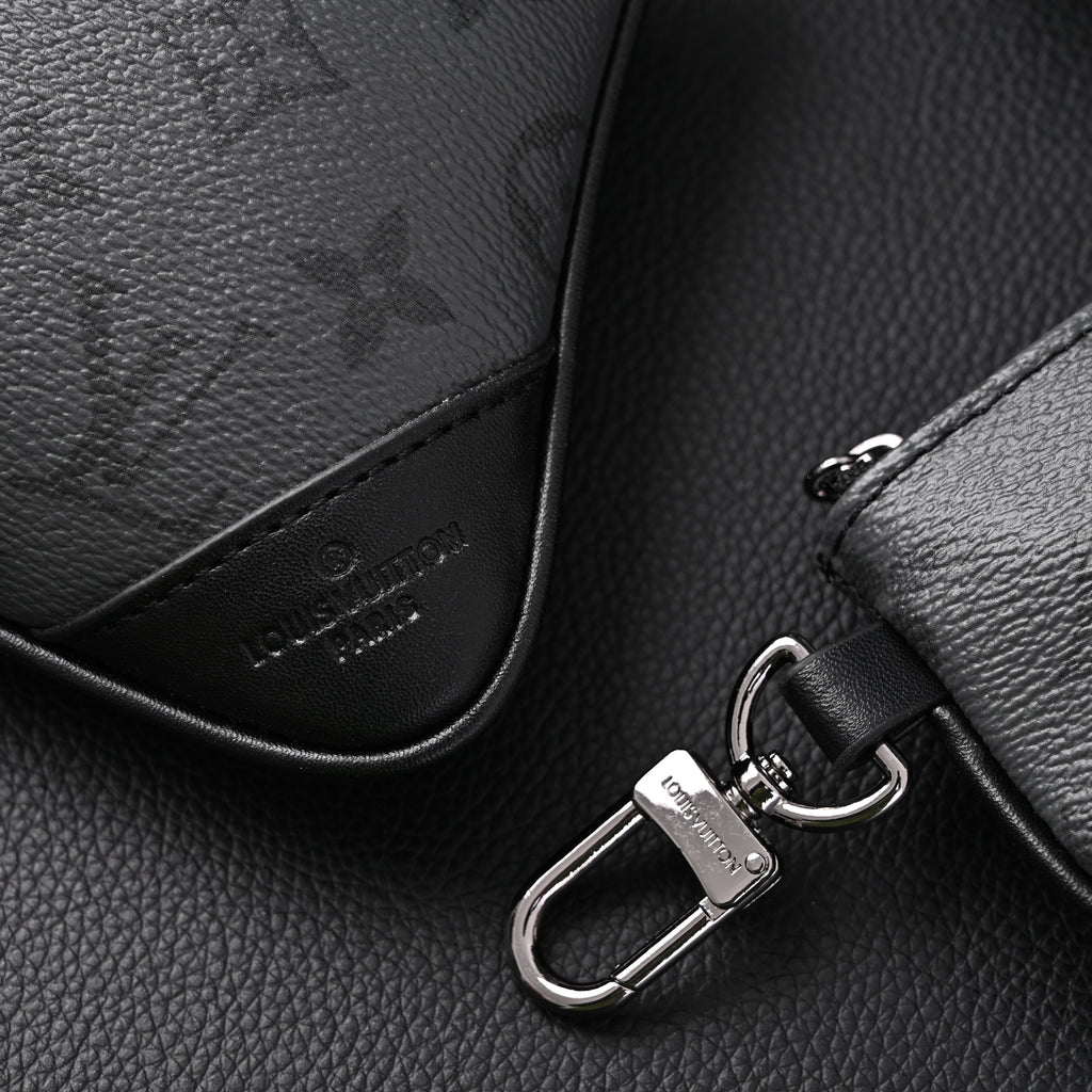 louis-vuitton-discovery-pochette-mm-monogram-eclipse Handle