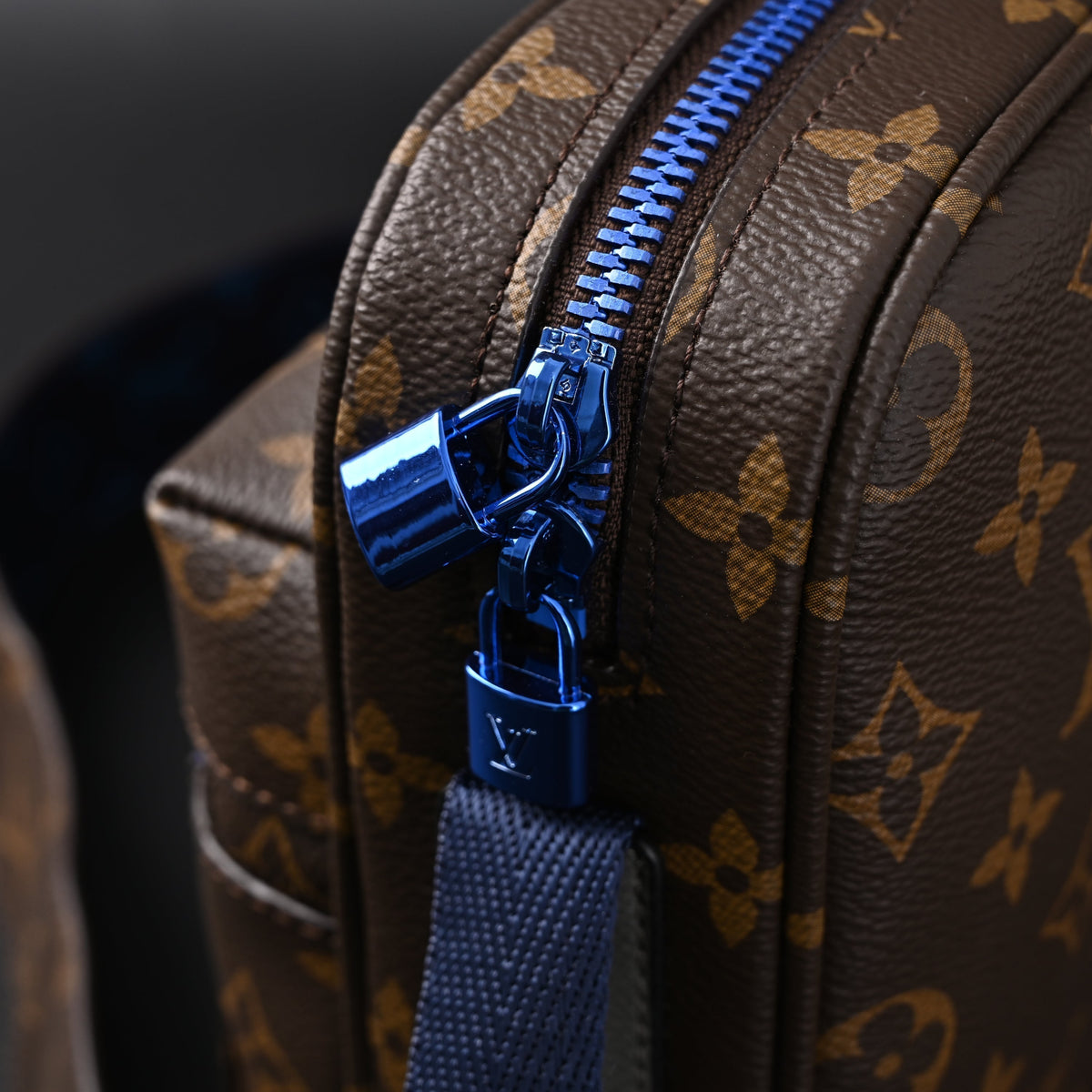 louis-vuitton-trio-messenger-bag-monogram-canvas-with-blue-strap Crossbody