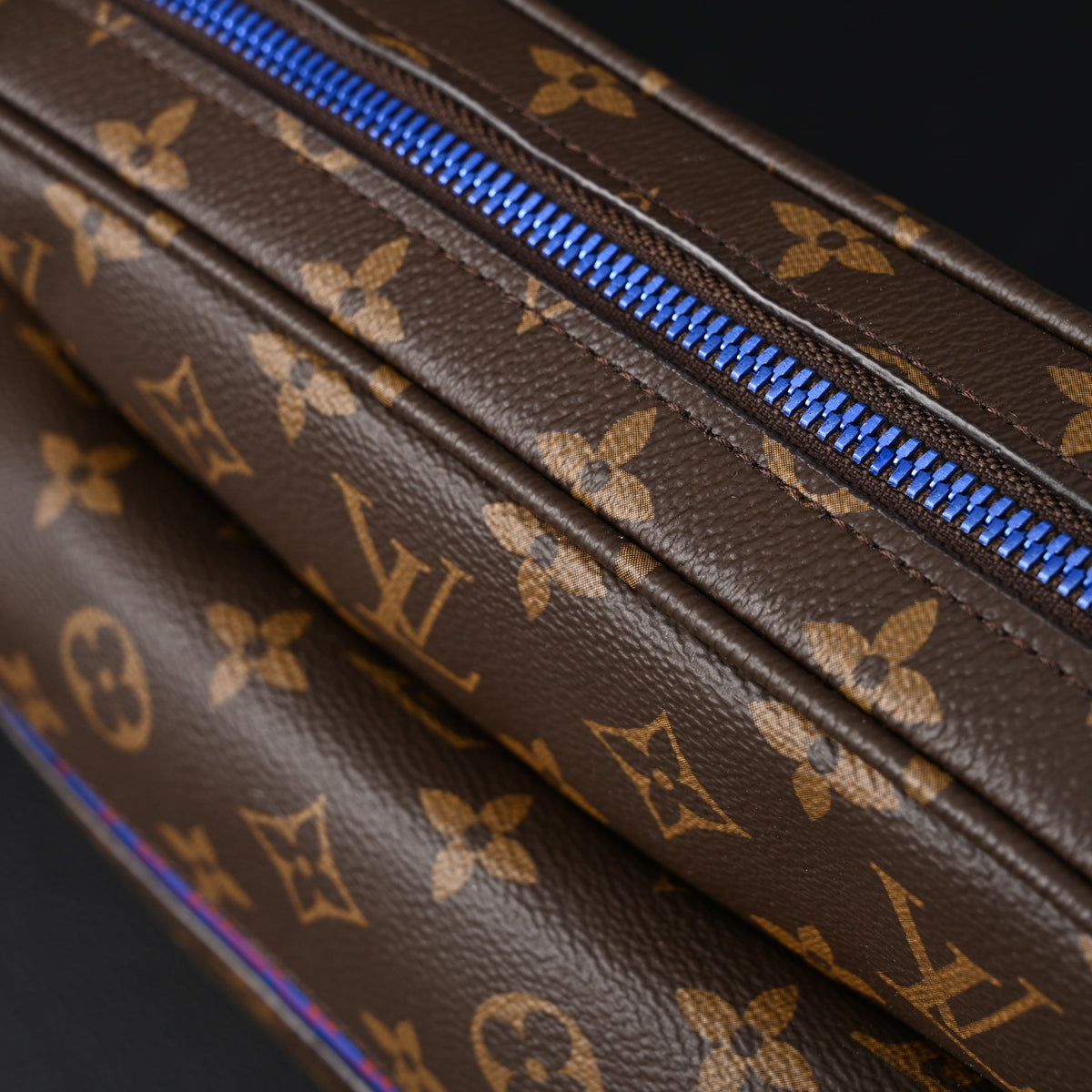 louis-vuitton-trio-messenger-bag-monogram-canvas-with-blue-strap Crossbody