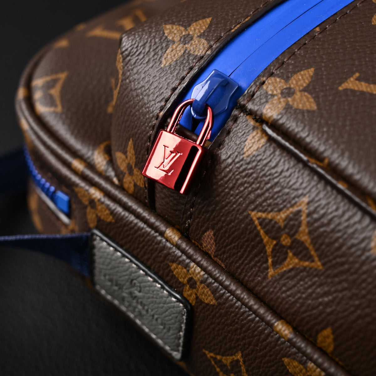 louis-vuitton-trio-messenger-bag-monogram-canvas-with-blue-strap Crossbody